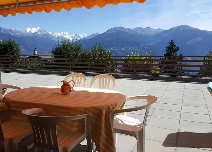 شقة Sunny 2 Bedroom W Large Terrace, Stunning Views & Pool *