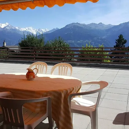 Apartment Sunny 2 Bedroom W Large Terrace, Stunning Views & Pool *