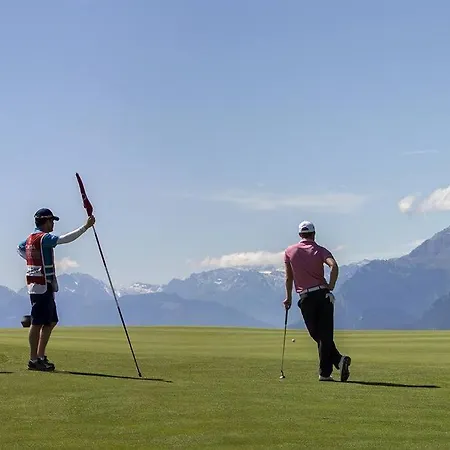 Apartment Sunny 2 Bedroom W Large Terrace, Stunning Views & Pool Crans-Montana